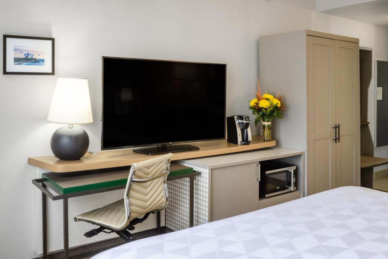 Holiday Inn - Long Island - Islip Arpt East By Ihg Holtsville Exterior foto