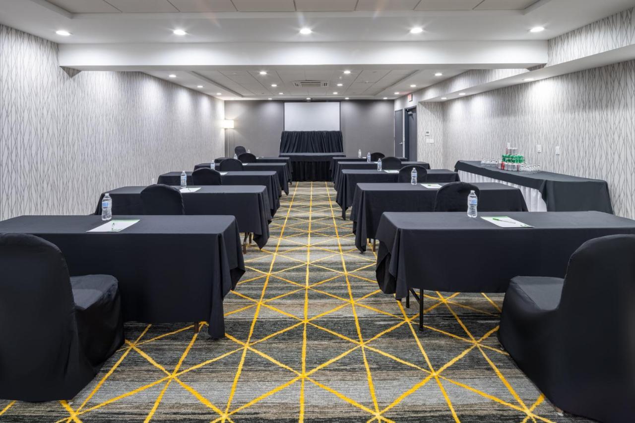 Holiday Inn - Long Island - Islip Arpt East By Ihg Holtsville Exterior foto